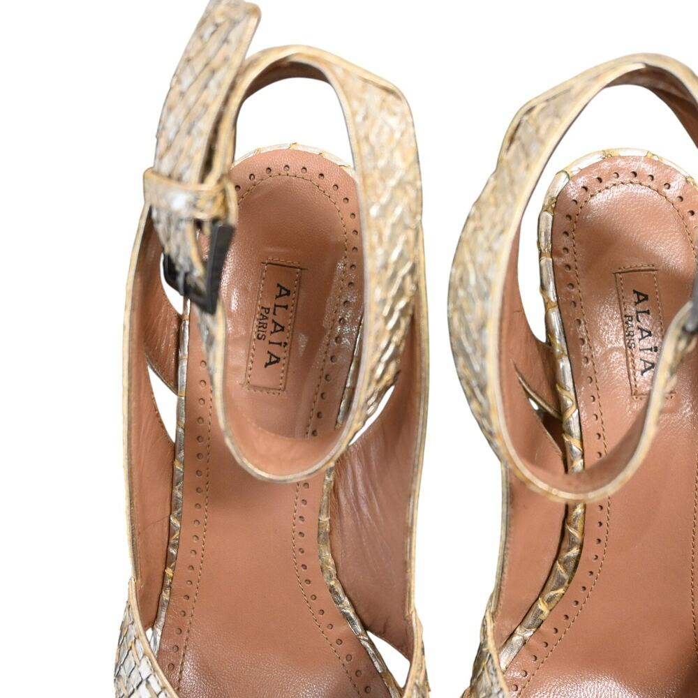 Alaia Python Snakeskin Platform Peep Toe Heels Sa… - image 8